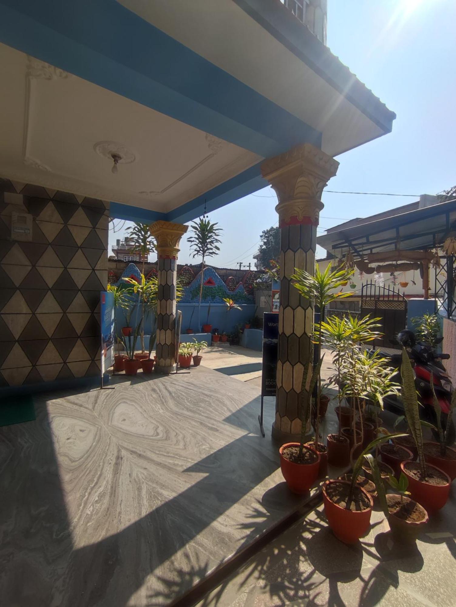 Krishna Inn Pokhara Dış mekan fotoğraf